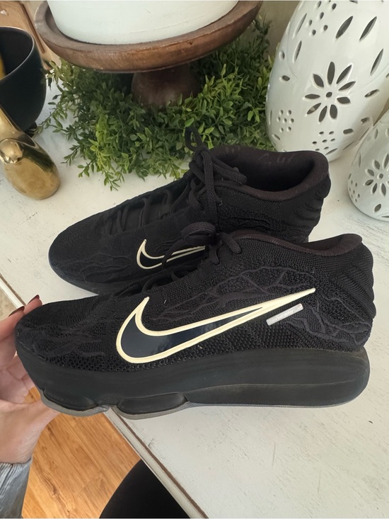 Nike Black GT Hustle 3 main image 4